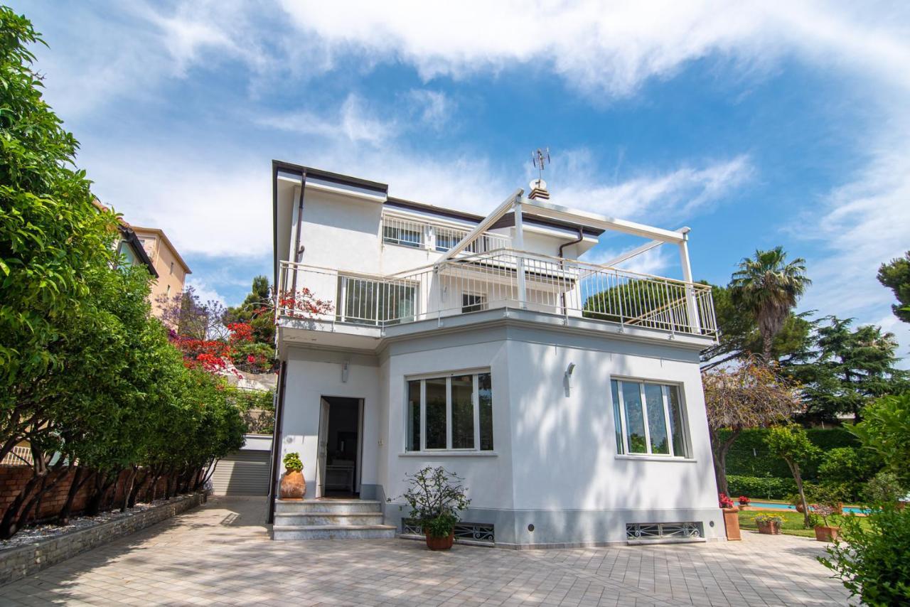 Magnificent Villa Sanremo Exterior photo